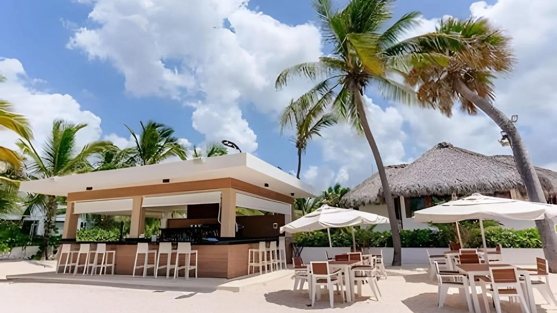 Apartment G307B: Stay In Luxury Overlooking The Golf At Cana Punta Cana